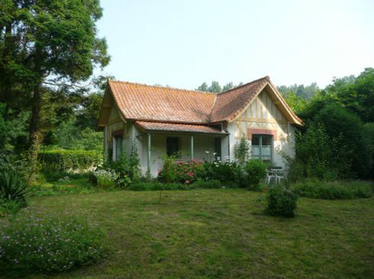 Manoir De Bois En Ardres Exterior photo