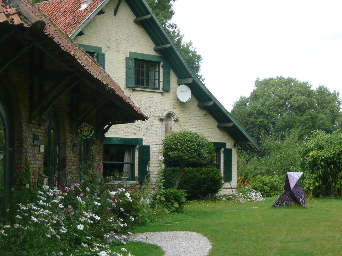 Manoir De Bois En Ardres Exterior photo